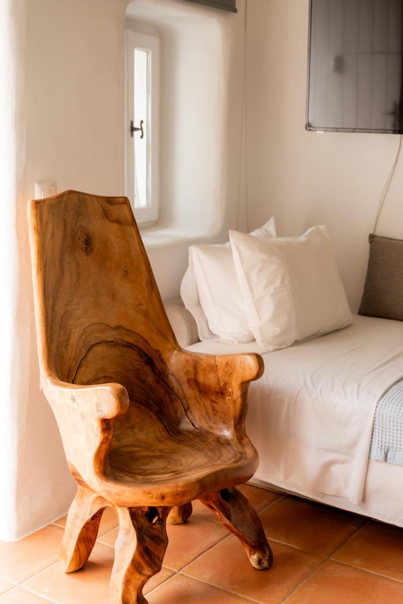 Honey Bee House * Mykonos Town